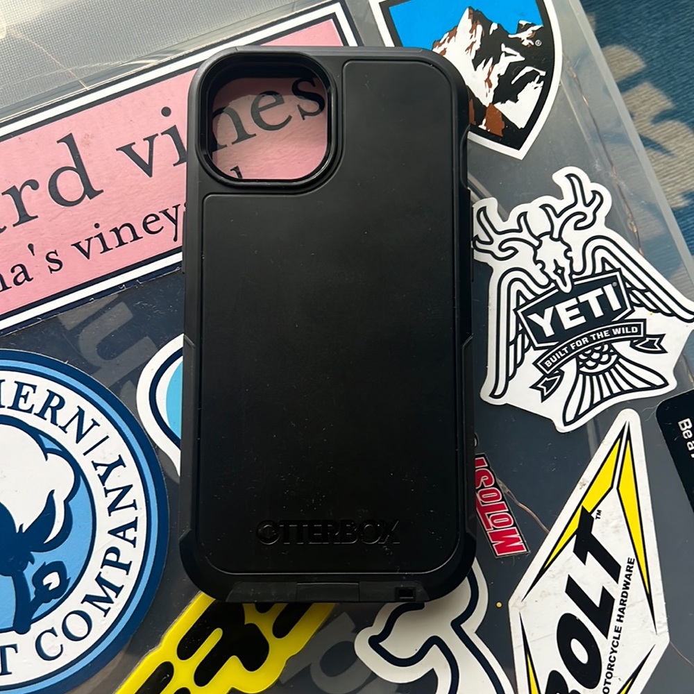 OtterBox 13 mag safe